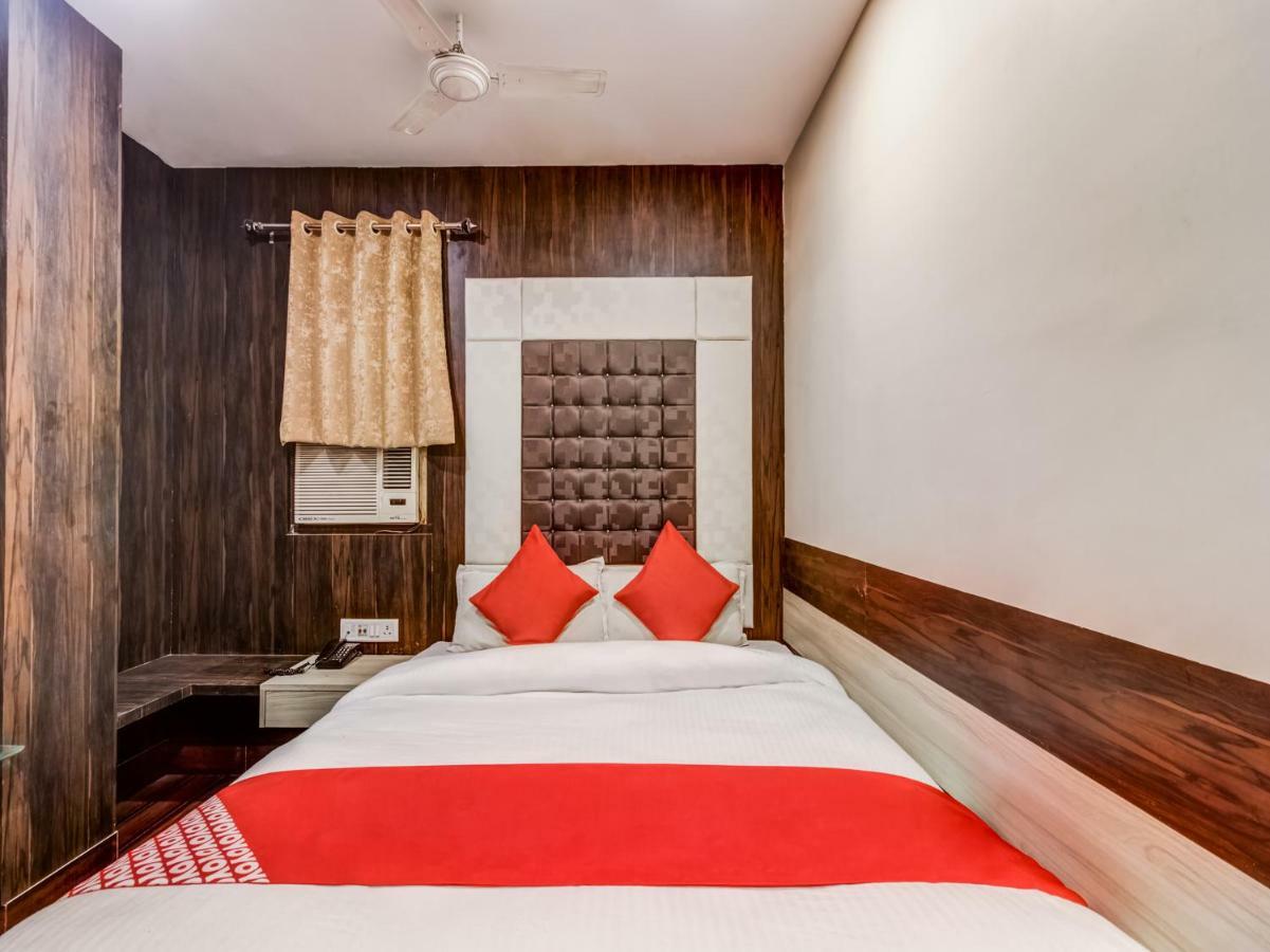 Oyo 24171 Hotel Meridian Jamshedpur Extérieur photo